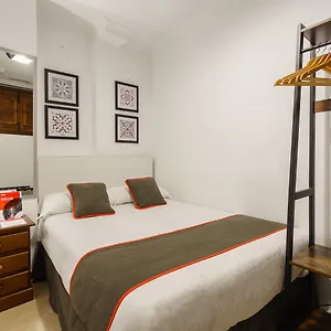 hostal-aljibe-de-santa-ana.es-andalucia.com/